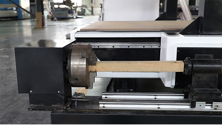 Máquina de enrutador CNC de madera multifuncional Atc del fabricante de